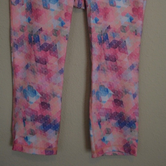 Soffe Dri Capris - US Navy Chief - Multicolor Blurred Geometric Pattern - L - Picture 2 of 5